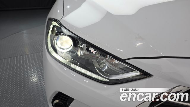 Hyundai AVANTE 2017 — photo 8