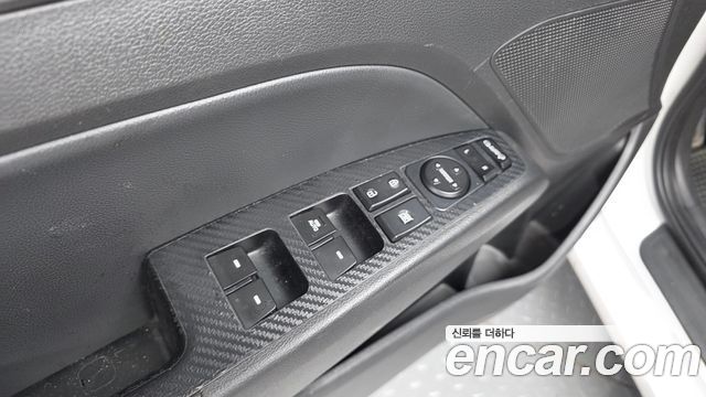 Hyundai AVANTE 2017 — photo 29
