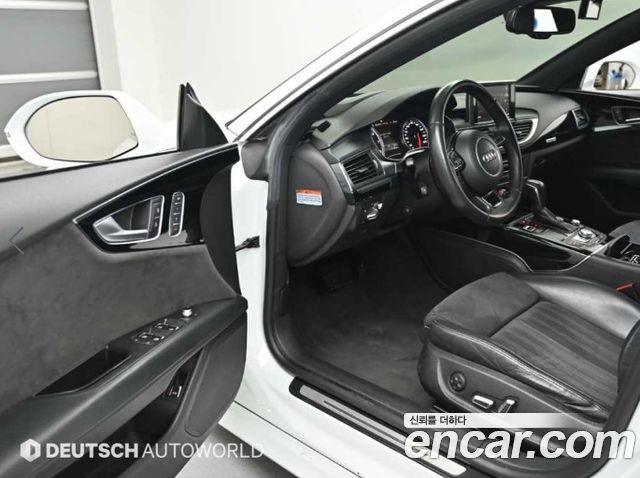 Audi A7 2016 — photo 11