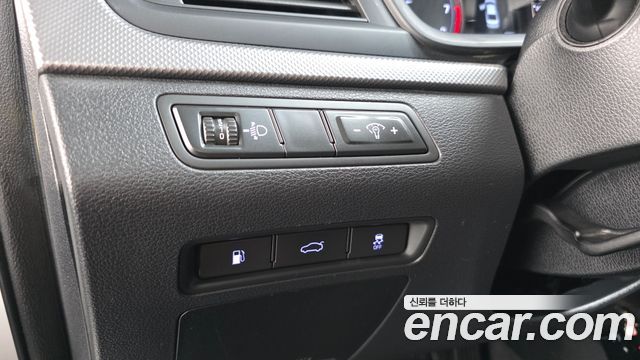 Hyundai Sonata 2018 — photo 12