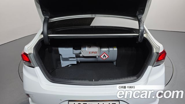 Hyundai Sonata 2018 — photo 20