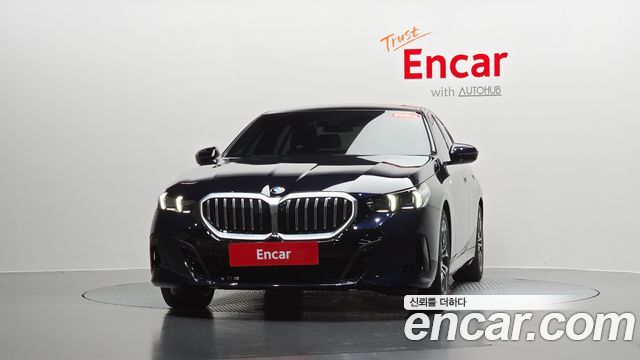 BMW 5-Series 2024 — photo 3