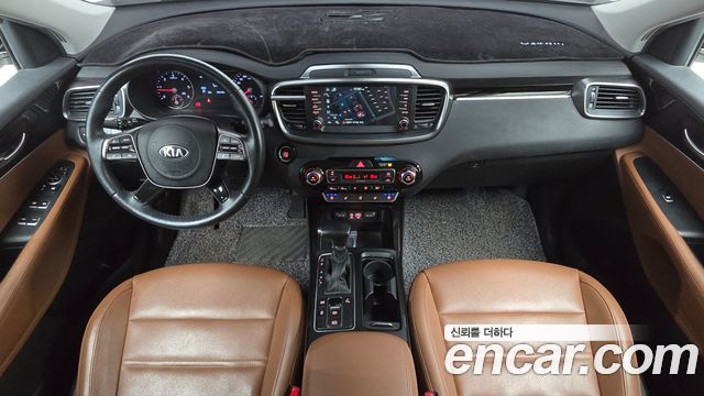 Kia Sorento 2018 — photo 10