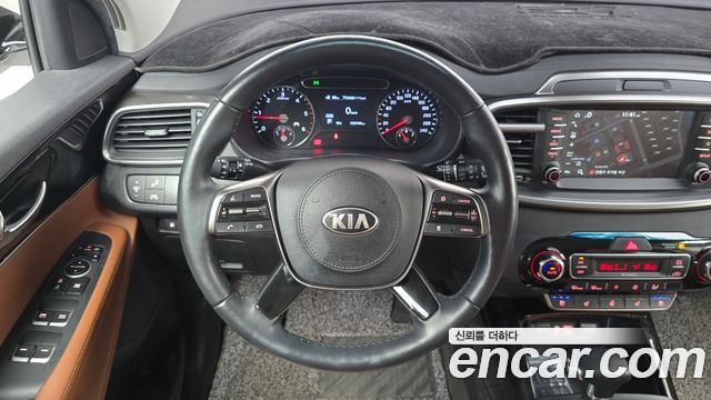 Kia Sorento 2018 — photo 19