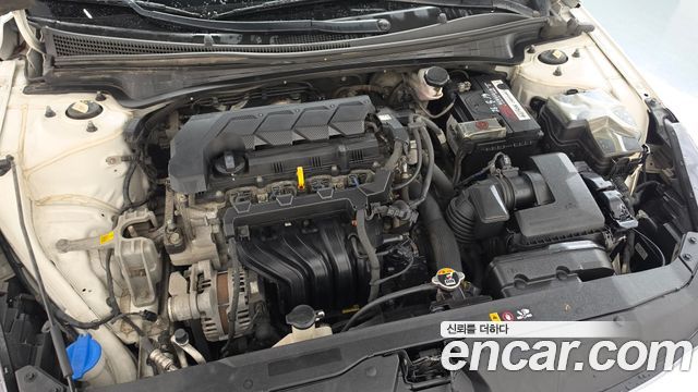 Hyundai AVANTE 2021 — photo 6