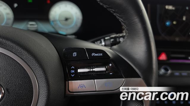 Hyundai AVANTE 2021 — photo 23