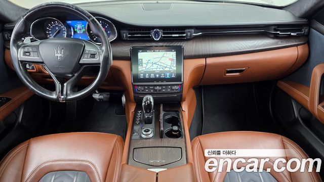 Maserati Quattroporte 2018 — photo 7