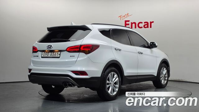Hyundai Santafe 2018 — photo 2