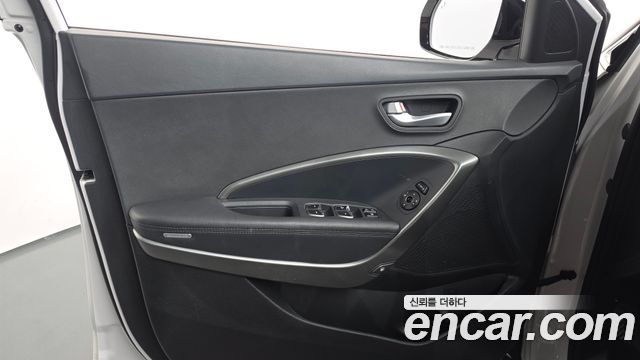 Hyundai Santafe 2018 — photo 14
