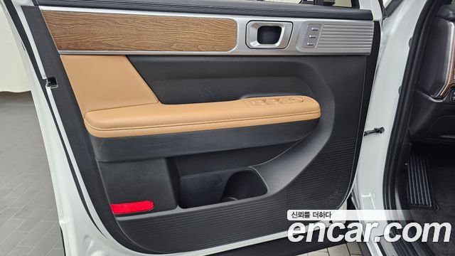 Hyundai Santafe 2025 — photo 14