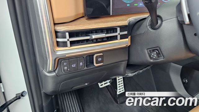 Hyundai Santafe 2025 — photo 27