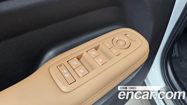 Hyundai Santafe 2025 — photo 29