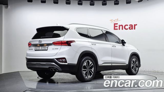 Hyundai Santafe 2019 — photo 2