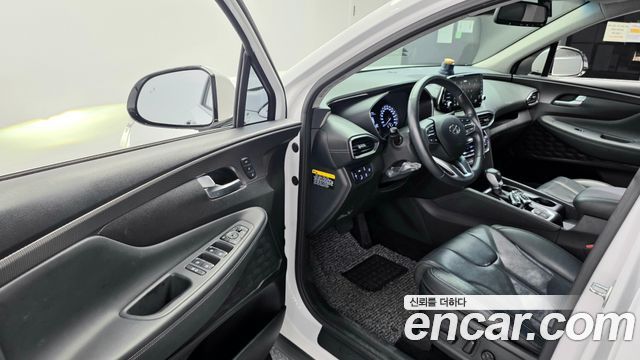 Hyundai Santafe 2019 — photo 10