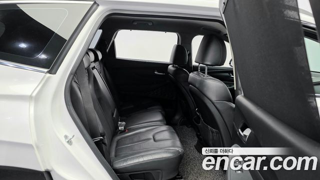 Hyundai Santafe 2019 — photo 11