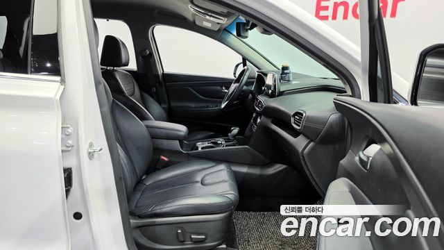 Hyundai Santafe 2019 — photo 12