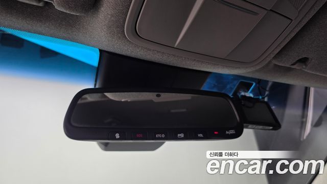 Hyundai Santafe 2019 — photo 18