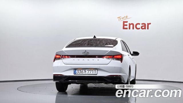 Hyundai AVANTE 2023 — photo 4