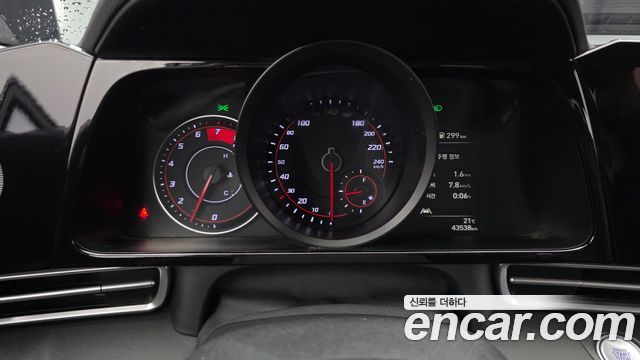 Hyundai AVANTE 2023 — photo 8