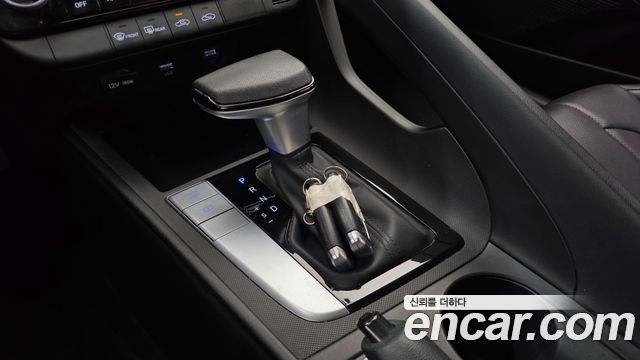 Hyundai AVANTE 2023 — photo 9