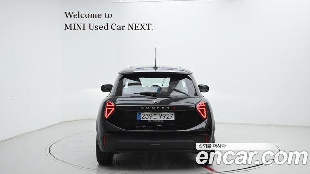 Mini Cooper 2026 — photo 4