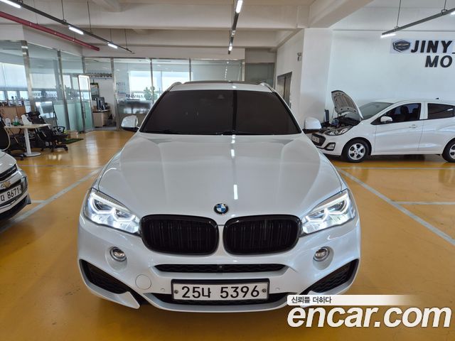 BMW X6 2018 — photo 2