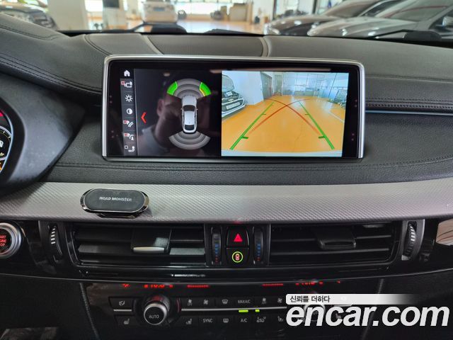 BMW X6 2018 — photo 10