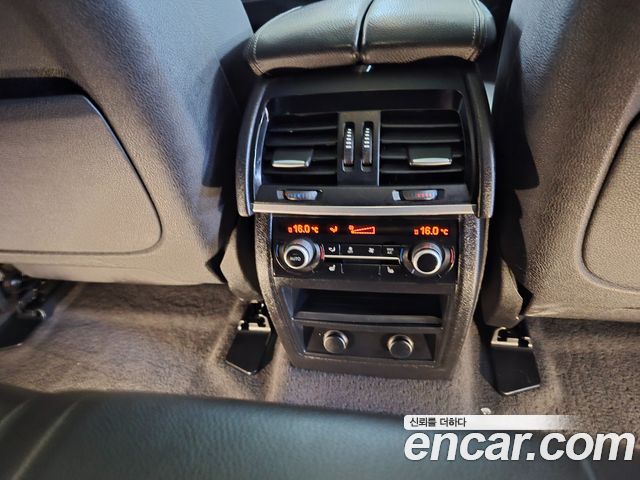 BMW X6 2018 — photo 15