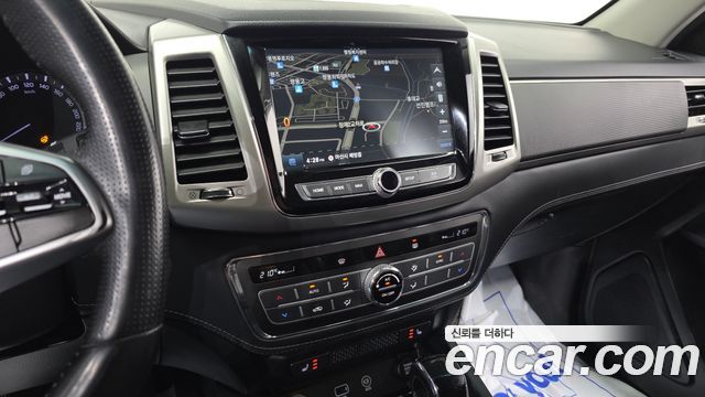 KG Mobility Rexton 2018 — photo 19