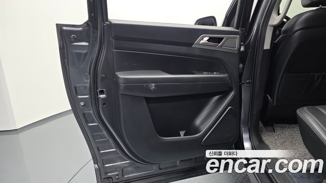 KG Mobility Rexton 2018 — photo 15