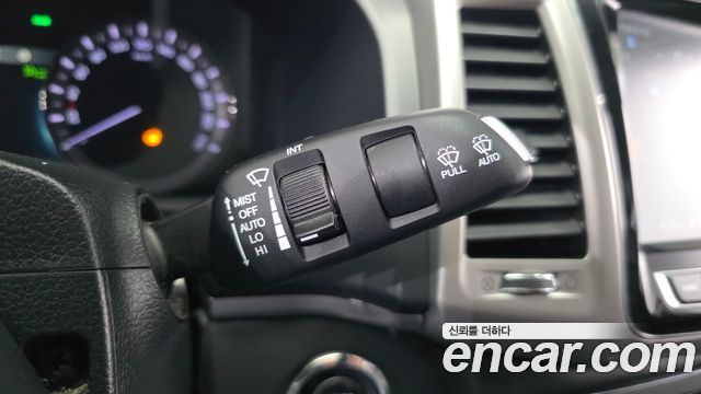 KG Mobility Rexton 2018 — photo 27