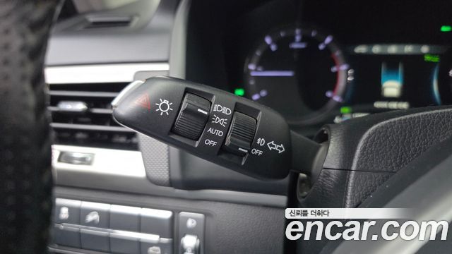 KG Mobility Rexton 2018 — photo 30