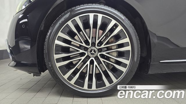 Mercedes-Benz S-Class 2022 — photo 5