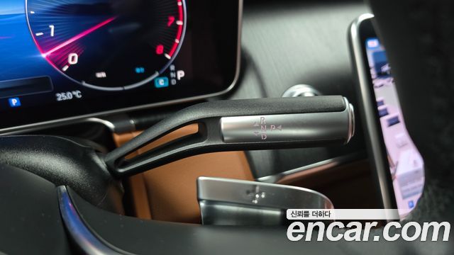 Mercedes-Benz S-Class 2022 — photo 12