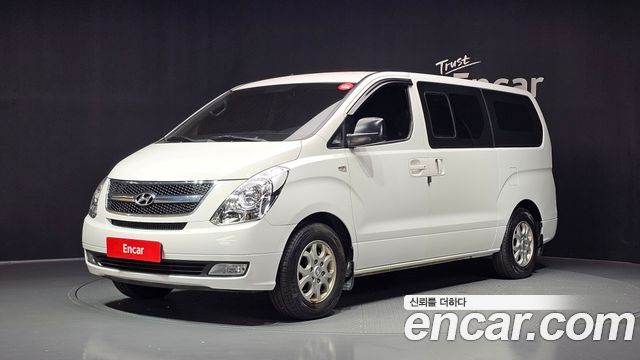 Hyundai Starex 2015 — photo 1