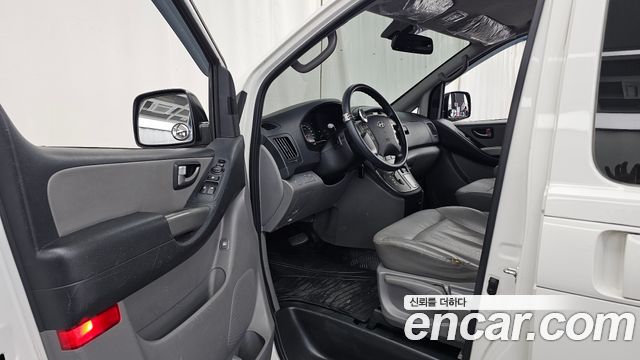 Hyundai Starex 2015 — photo 10
