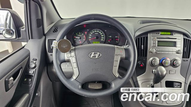 Hyundai Starex 2015 — photo 13