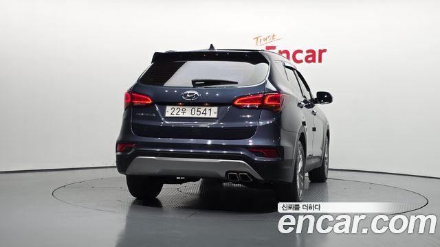 Hyundai Santafe 2016 — photo 4