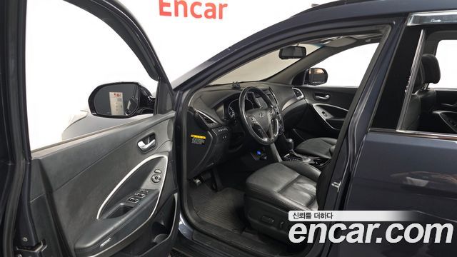 Hyundai Santafe 2016 — photo 13