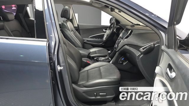 Hyundai Santafe 2016 — photo 17