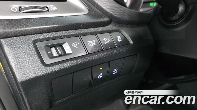 Hyundai Santafe 2016 — photo 23