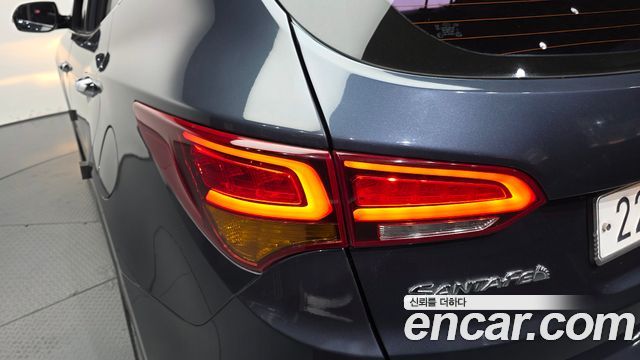 Hyundai Santafe 2016 — photo 9
