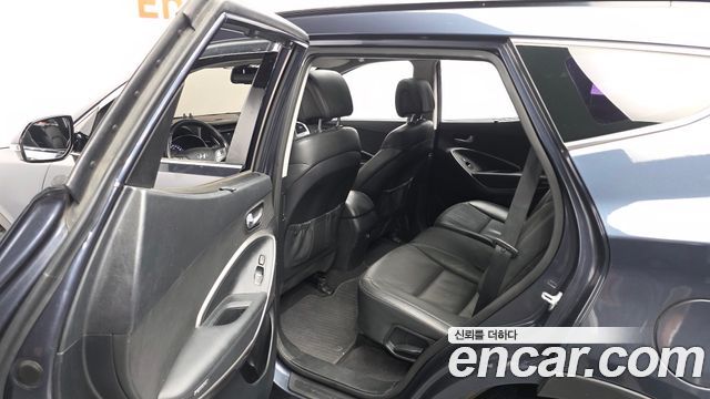 Hyundai Santafe 2016 — photo 16