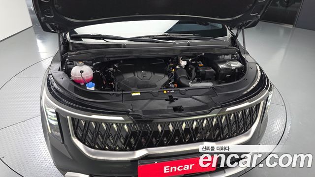 Kia Canival 2025 — photo 6