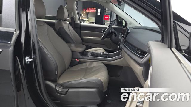 Kia Canival 2025 — photo 17