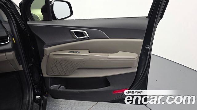 Kia Canival 2025 — photo 15