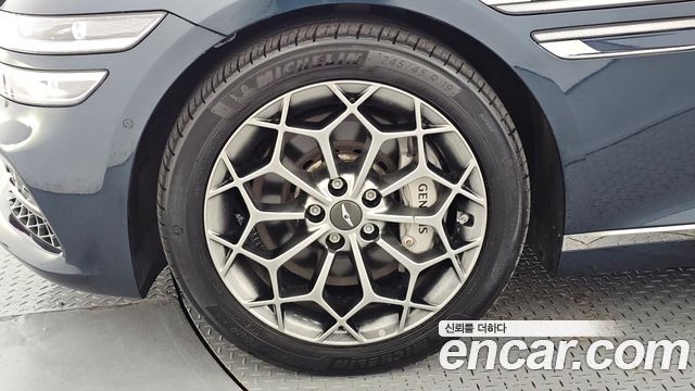 Genesis G80 2022 — photo 5