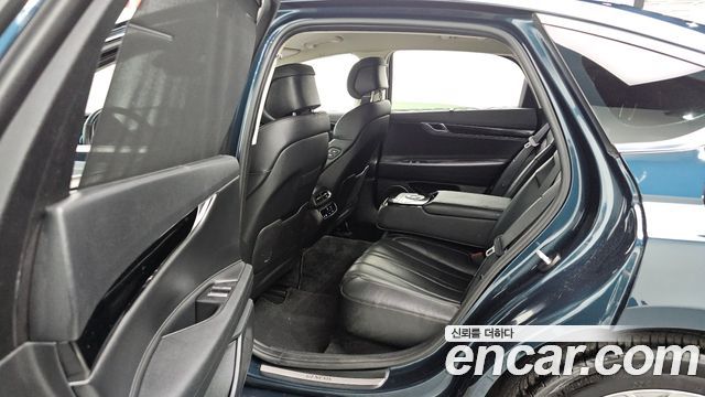 Genesis G80 2022 — photo 23