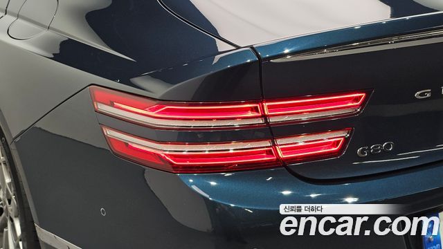 Genesis G80 2022 — photo 9