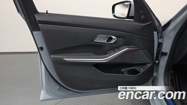 BMW 3-Series 2026 — photo 14